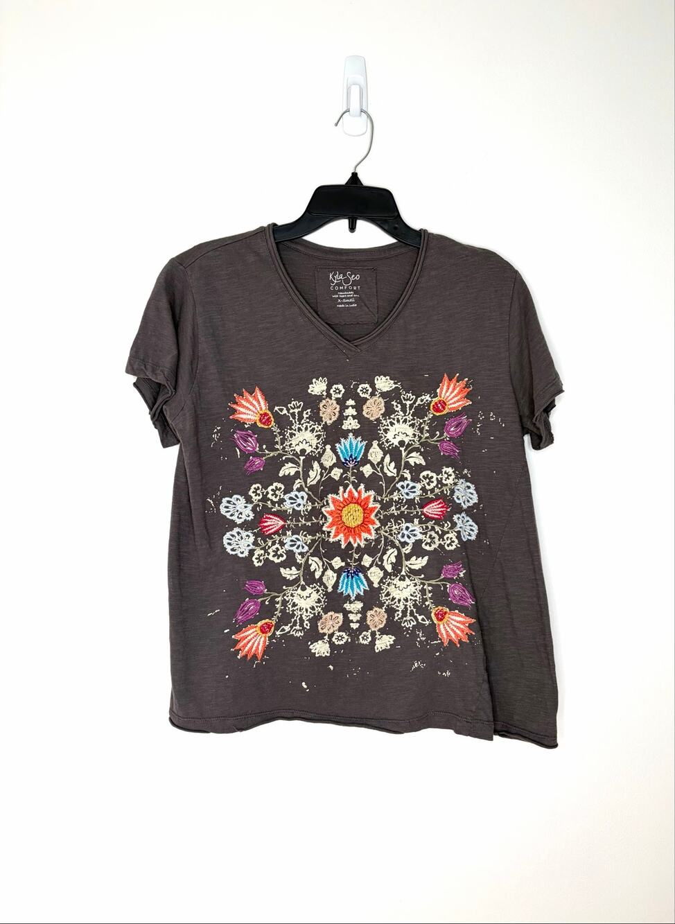 Kyla Seo Charcoal Cotton Embroidered Tee Sz XS Relaxed fit Boho Earthy Casual